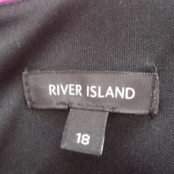 REDUCED! River Island Trendy Pink Knee Length Bodycon Dress size 18. SHOW OFF! - Picture 4 of 5